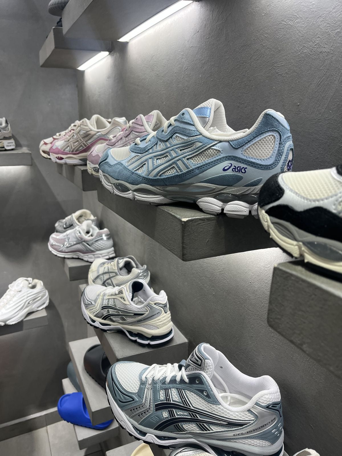 ASICS